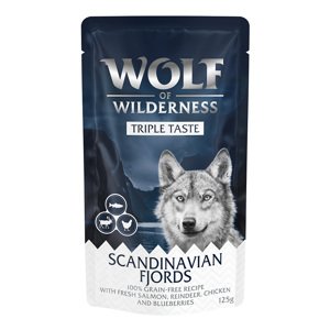 12x125g Wolf of Wilderness "Triple Taste" nedves kutyatáp - Lazac, rénszarvas, csirke